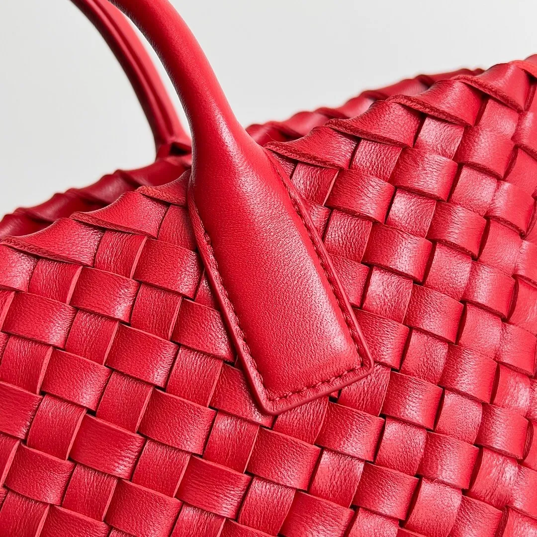 All categories 💚 Authentic bags 💚 BV 2025 new BV handbags